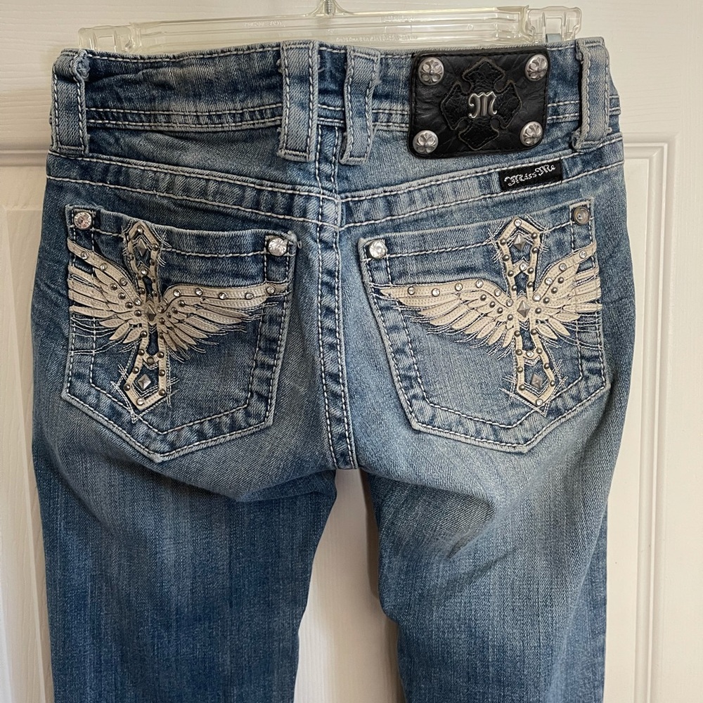 Miss me boot cut size 26 , cute jeans!